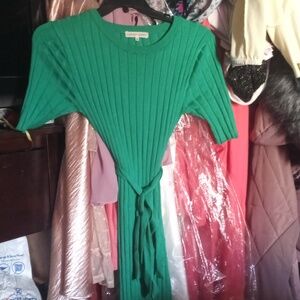 Green ribbed medium young adult/women's dress